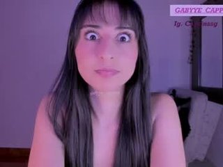 gabyye_capprins latina cam babe crawls between machines, cums on herself & literally shakes with orgasms