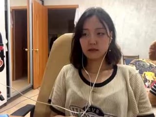 ranaecascioli petite asian cam girl in dirty live sex show