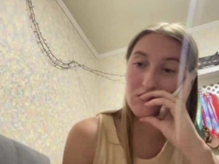 dionnecrum redhead cam babe enjoys great live sex for more experience