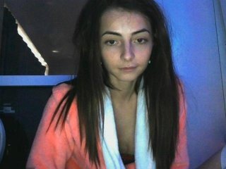 wetlilu cam girl gets cum sprayed on her hairy pussy online