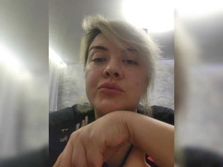 jessicawow blonde russian cam girl gives me all my dirty dreams