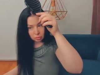 brilliantegirl_ big tits webcam milf pleasing her pussy in the bed