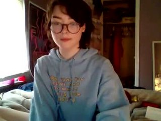 soursou teen cam babe wants to be fucked online as hard as possible