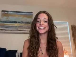 rileysmitheree teen cam babe wants to be fucked online as hard as possible
