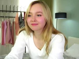 odelynbrower teen cam babe wants to be fucked online as hard as possible