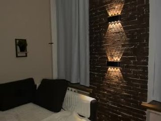 krissitalika cam babe with big tits in private live sex show