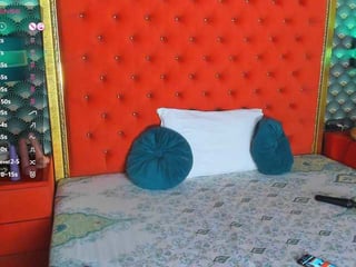 valleriejones cam girl will surprise you with her huge gaping asshole