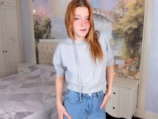 taitedeman redhead cam babe enjoys great live sex for more experience