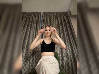 rabbit2008 teen cam babe wants to be fucked online as hard as possible