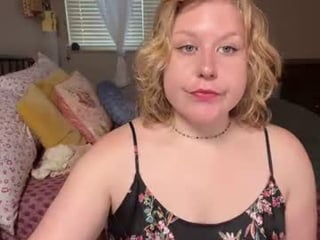 heyheyits_sage BBW cam girl offers pleasing for you big boobs on camera