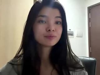 deliaarnett petite asian cam girl in dirty live sex show