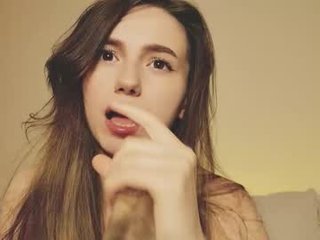 shypeachmaru cute teen cam babe loves XXX cam action with her perfect ass