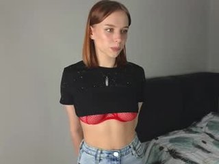 elvaappling teen cam babe wants to be fucked online as hard as possible