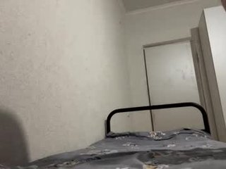 fleshpoetry cam babe with big tits in private live sex show