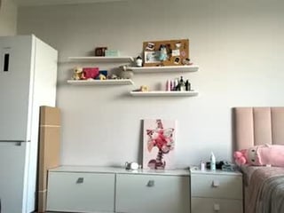 ardeliahiscock sex cam with a horny cute cam girl that's also incredibly naughty