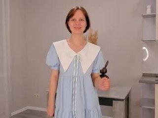 umbravelour cam babe with small tits offer their holes for hot live sex