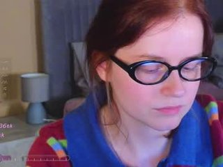 wow_luvng cam girl gets cum sprayed on her hairy pussy online