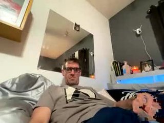 twohotforyou211 horny couple adores fucking online