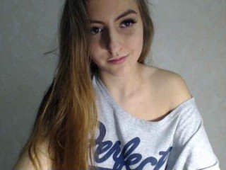 marvellie hot cum dripping from beautiful cam babe pussy