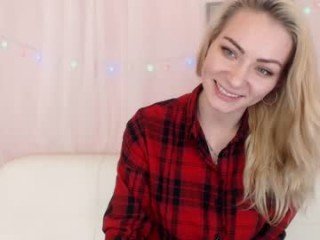 gracegreen cam babe with big tits in private live sex show