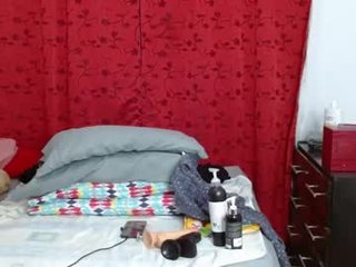 bellamoakxx ebony cam girl with big tits