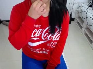 bellangel_ cam babe with small tits offer their holes for hot live sex