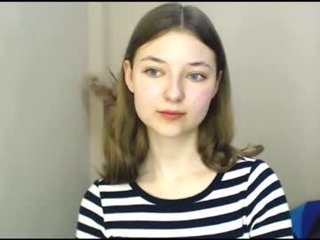 vivien_leight teen cam babe wants to be fucked online as hard as possible