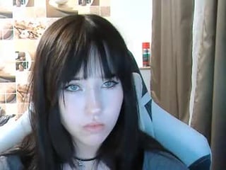 softieva cam babe with big tits in private live sex show