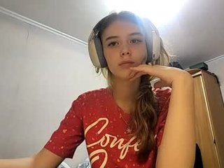 lateshastarnaud teen cam babe wants to be fucked online as hard as possible
