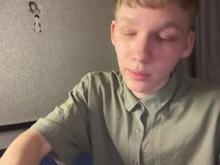 walterback cam couple wants showing spanking action online