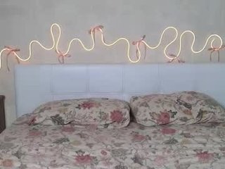 barbie_blame naked teen cam babe loves kiss, licked slits and pink clits on a sex cam