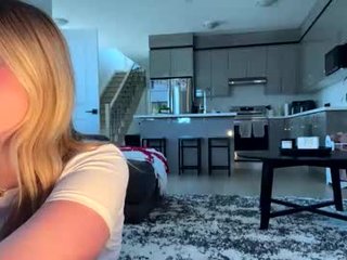 missmia_xo horny couple adores fucking online