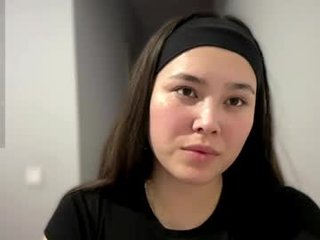 laurettasims petite asian cam girl in dirty live sex show
