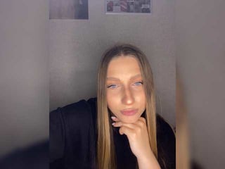 kamilaven english cam girl with hairy pussy wants showing dirty live sex