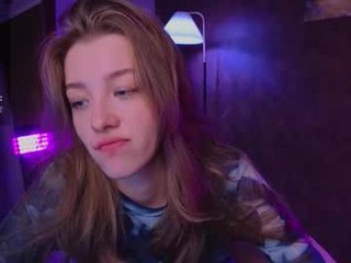 astramist sex cam with a horny cute cam girl that's also incredibly naughty