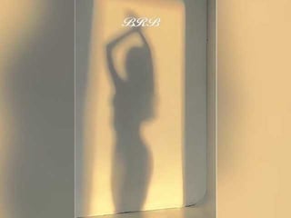 kissmec cam girl presents kiss show in her private live sex chat