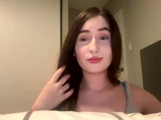nicole_maya teen cam babe wants to be fucked online as hard as possible
