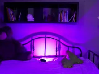 nyx_dolll cam girl loves slim cigarette online