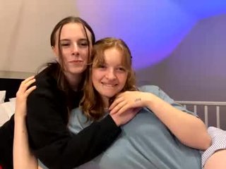 bibaby_ellie_ redhead cam babe enjoys great live sex for more experience