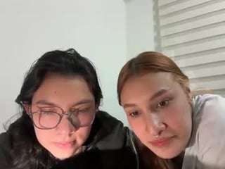 max_mayfield cam babe with big tits in private live sex show