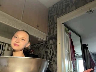enchanty-shawty brunette teen cam babe plays with her tight asshole