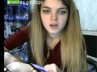 sop_hie cam babe likes squirting after getting pleasure from masturbation