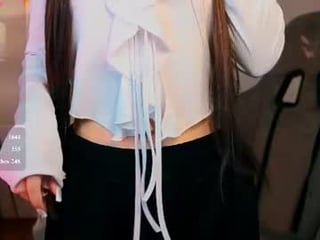 luenesente asian teen cam babe plays with her ass hole