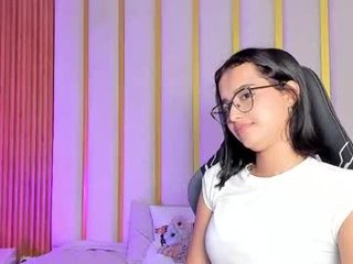 milleamours_ cam girl wants gets spanking action on camera