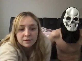 cream_central horny couple adores fucking online
