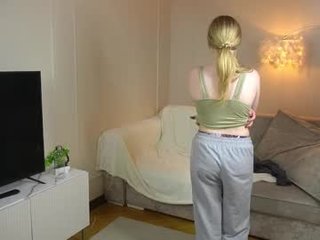 primroseeast cam babe presents yoga live sex act on camera