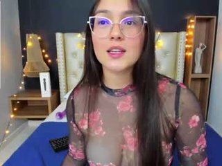 alice_preston_ latina cam babehot like when squirting juice is pouring out from her tight pussy online