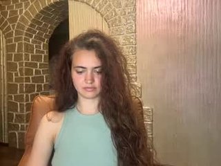 deonnamitcheltree teen cam babe wants to be fucked online as hard as possible