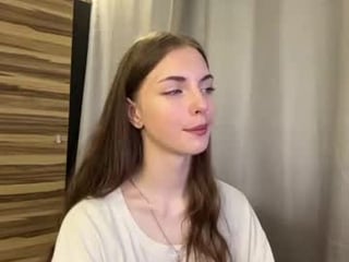 mia_sincere cam babe with small tits offer their holes for hot live sex