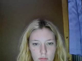 sara9920 nude cam bitch enjoys hard live sex on camera